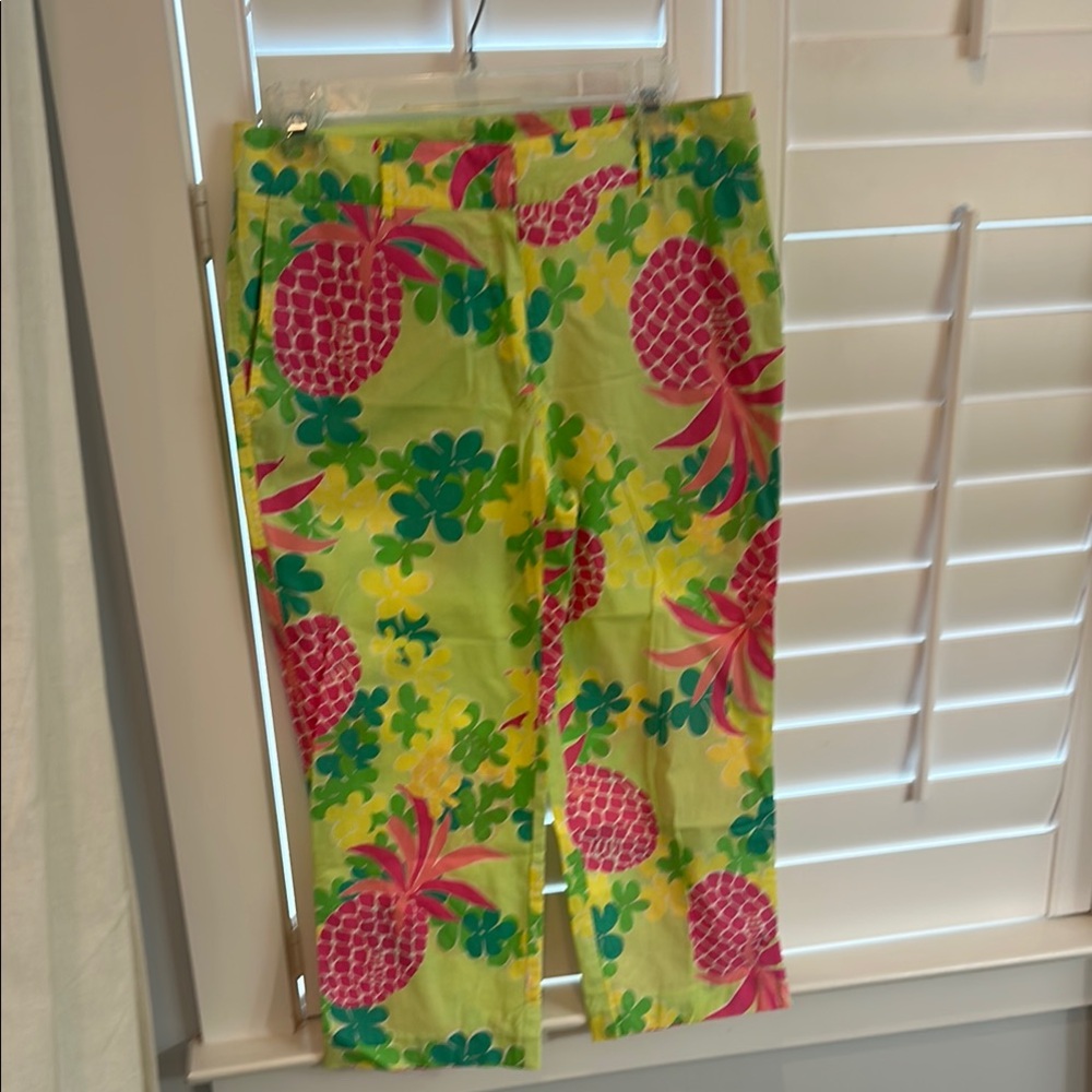 Lilly Pulitzer Green and Pink Cropped Pants